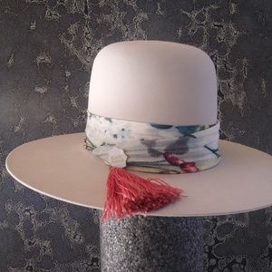 Beaver blend fur felt open crown hat